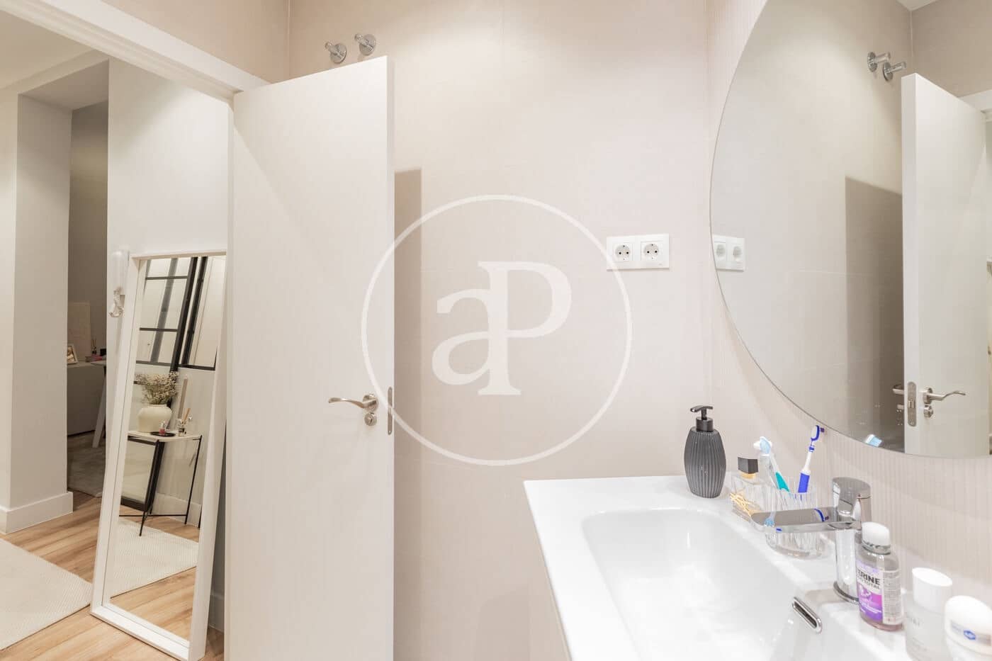 1 soveværelse Lejlighed til salg i Madrid by - € 560.000 (Ref: 9051350)