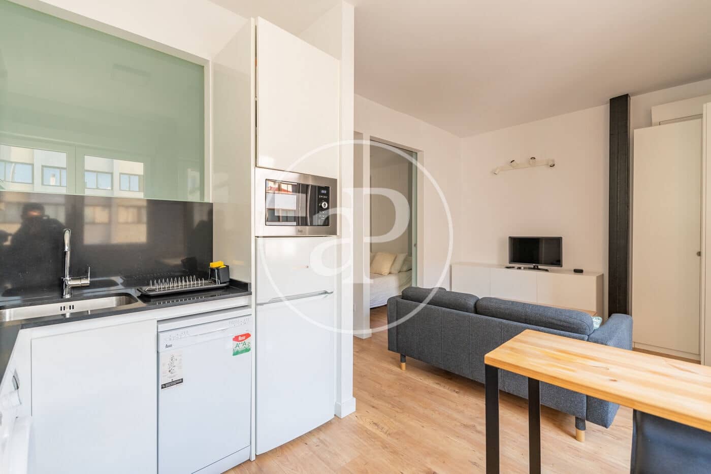 1 soveværelse Lejlighed til leje i Madrid by - € 1.400 (Ref: 9051353)