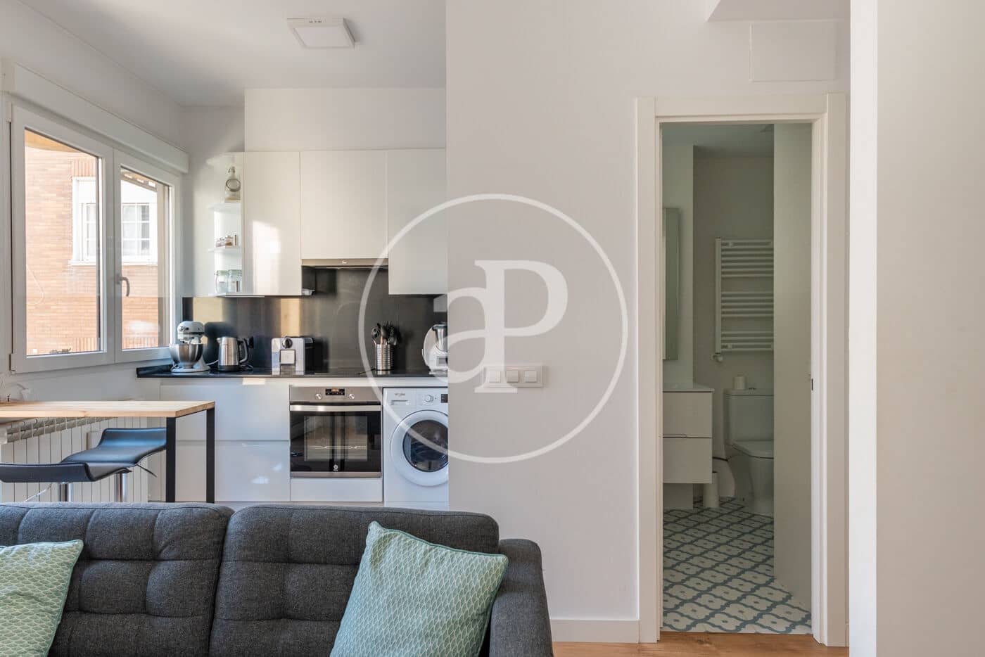 1 soveværelse Lejlighed til leje i Madrid by - € 1.400 (Ref: 9051353)