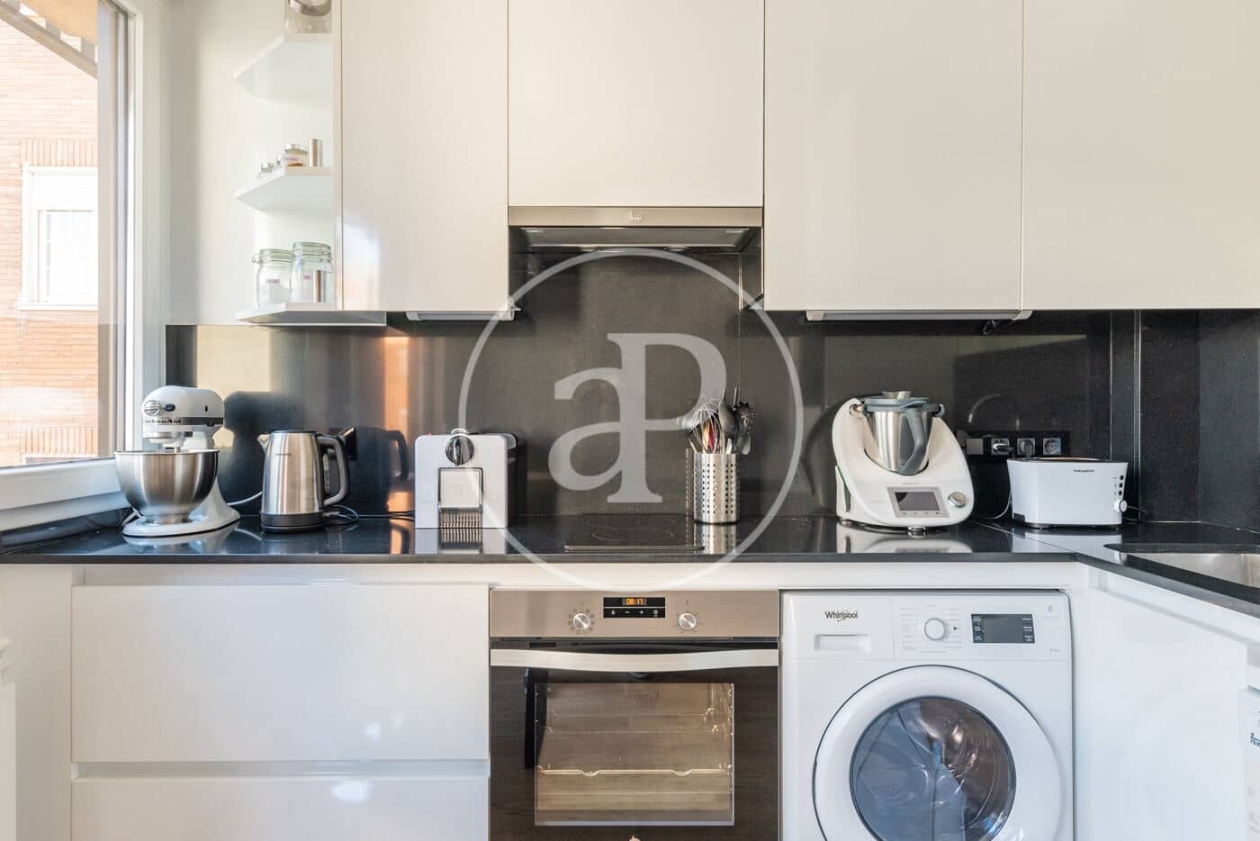 1 soveværelse Lejlighed til leje i Madrid by - € 1.400 (Ref: 9051353)