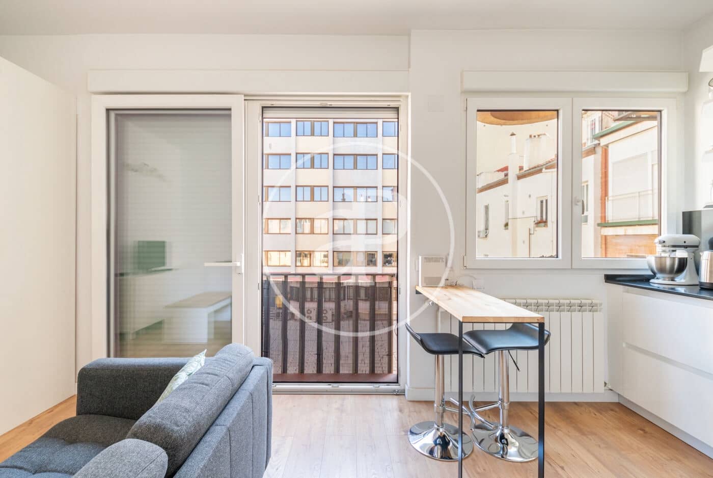 1 soveværelse Lejlighed til leje i Madrid by - € 1.400 (Ref: 9051353)