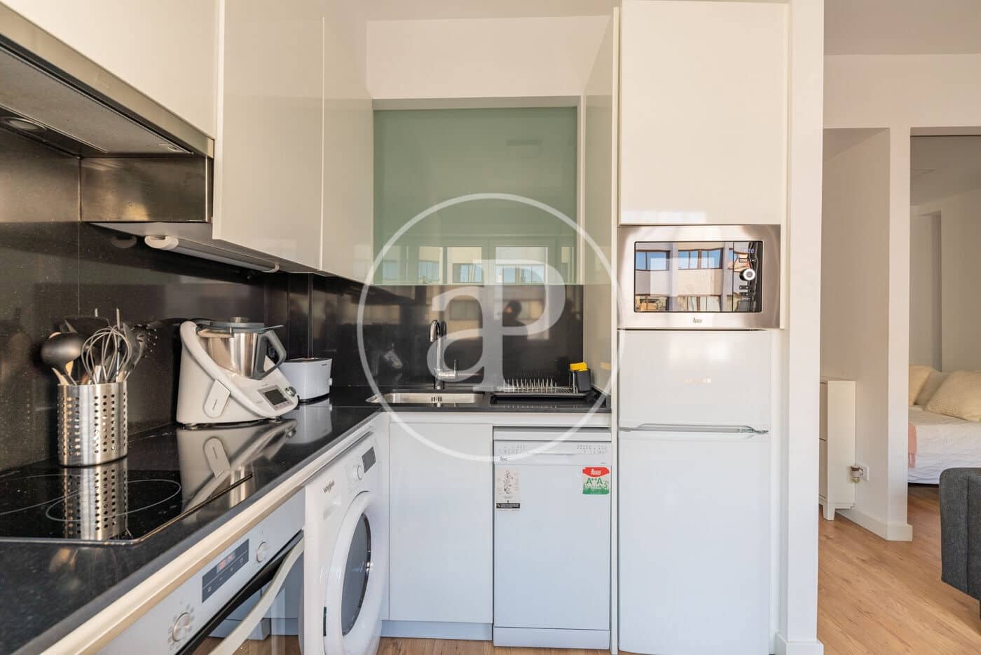 1 soveværelse Lejlighed til leje i Madrid by - € 1.400 (Ref: 9051353)