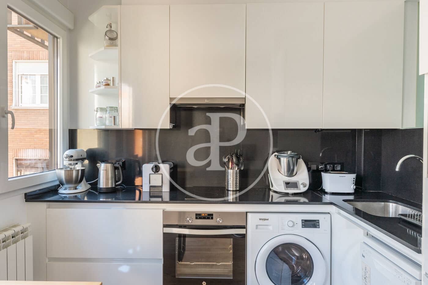 1 soveværelse Lejlighed til leje i Madrid by - € 1.400 (Ref: 9051353)