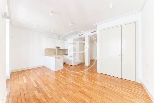 1 slaapkamer Villa te huur in Justicia, Madrid stad - € 1.800 (Ref: 9057871)