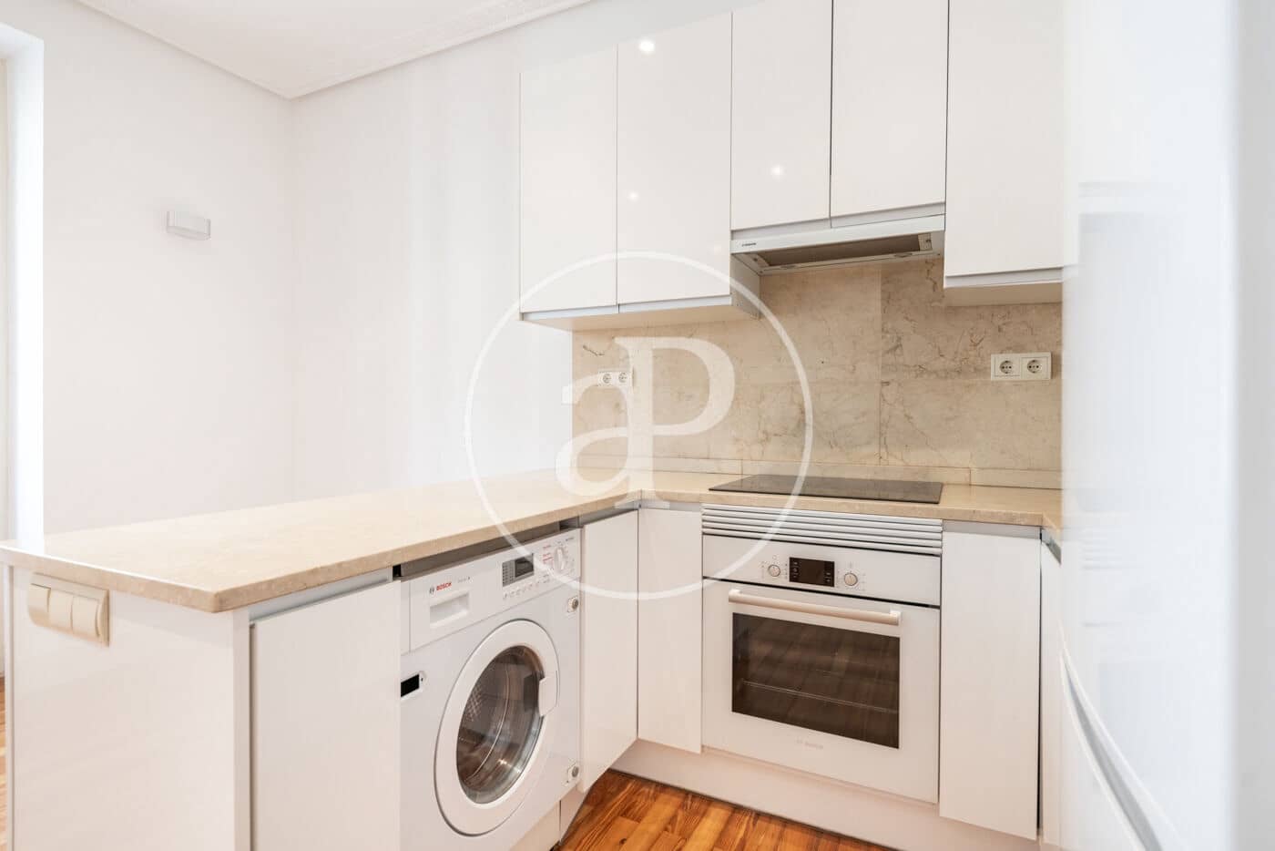 1 quarto Moradia para arrendar em Madrid cidade - 1 800 € (Ref: 9057871)