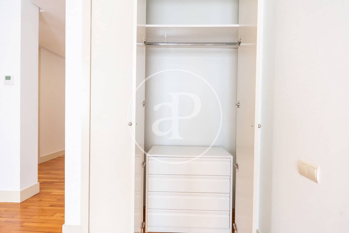 1 quarto Moradia para arrendar em Madrid cidade - 1 800 € (Ref: 9057871)