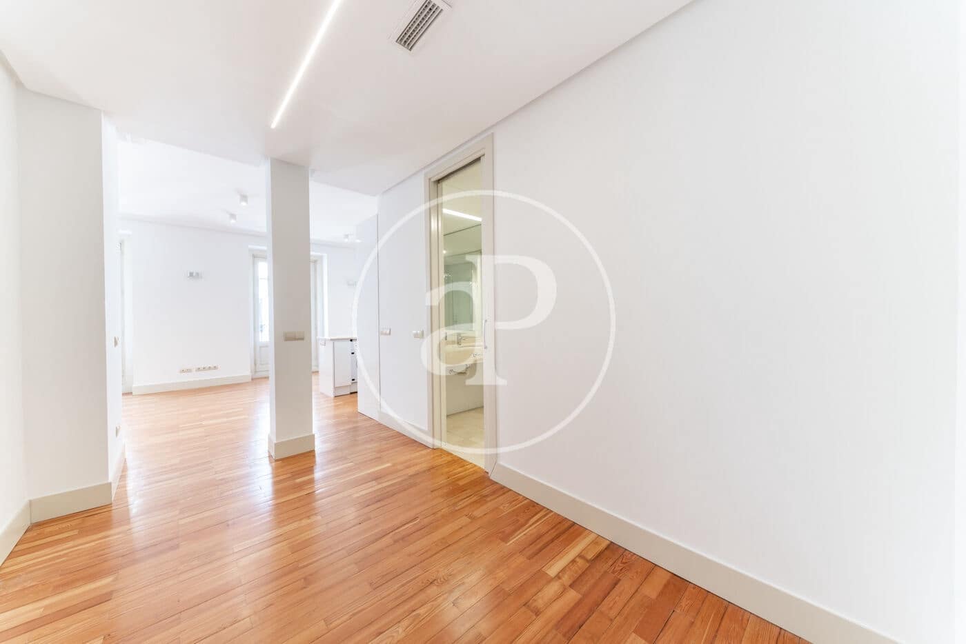 1 quarto Moradia para arrendar em Madrid cidade - 1 800 € (Ref: 9057871)