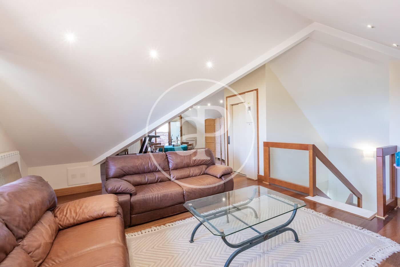 6 bedroom Villa for sale in Pozuelo de Alarcon with pool - € 1,700,000 (Ref: 9057881)