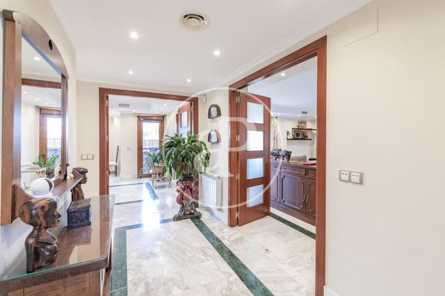 6 soveværelse Villa til salg i Pozuelo de Alarcón med swimmingpool - € 1.700.000 (Ref: 9057881)