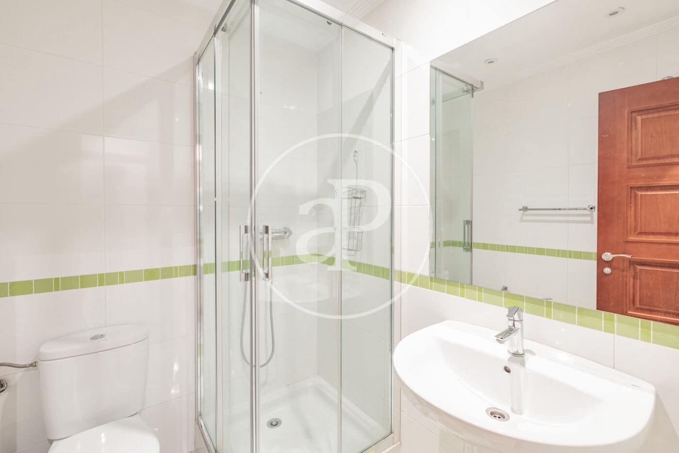 6 bedroom Villa for sale in Pozuelo de Alarcon with pool - € 1,700,000 (Ref: 9057881)