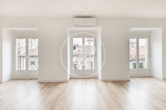Appartement de 2 chambres à louer à Universidad, Madrid ville - 1 800 € (Ref: 9062642)