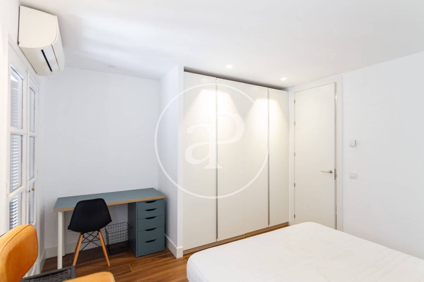 2 soverom Leilighet til leie i Madrid by - € 3 000 (Ref: 9062643)