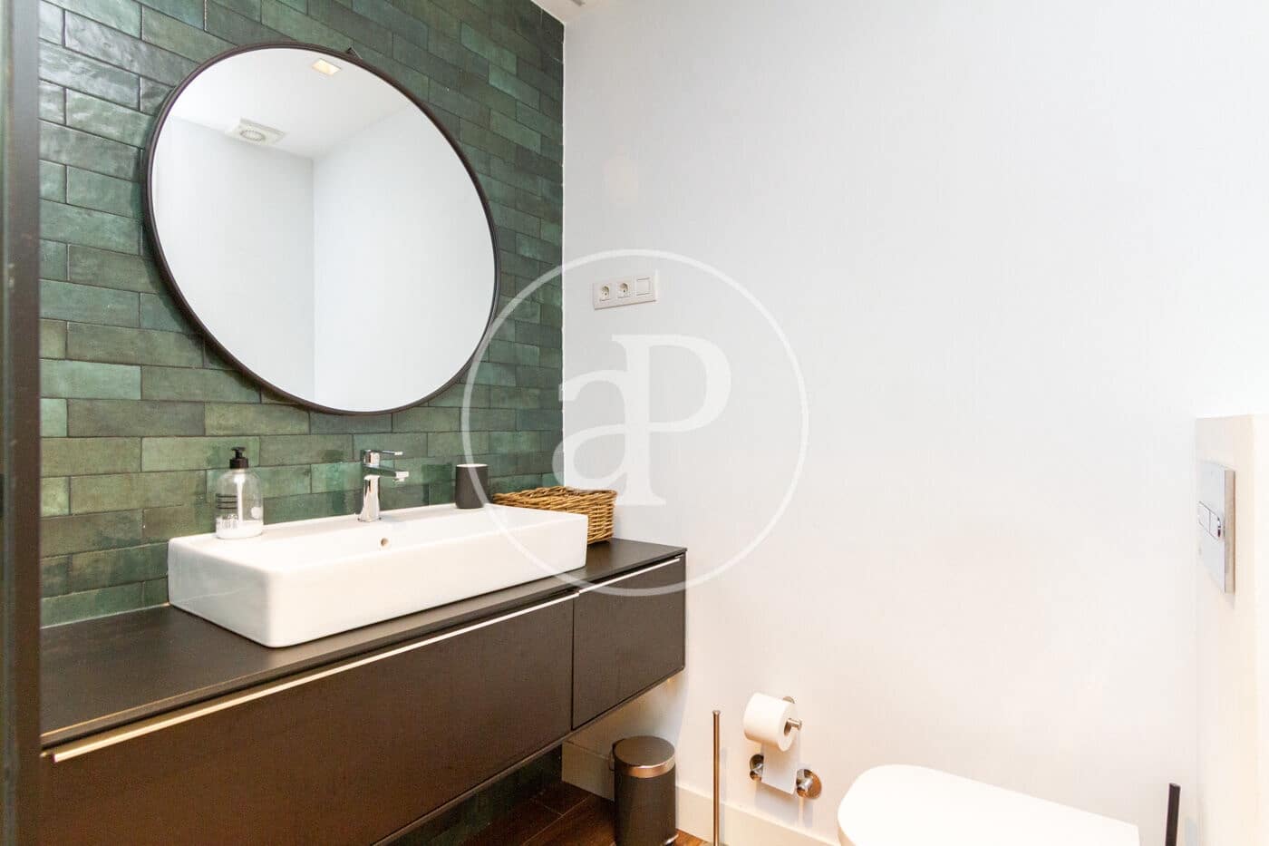 2 soverom Leilighet til leie i Madrid by - € 3 000 (Ref: 9062643)