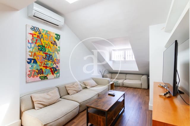Apartamento de 2 habitaciones en Sol, Madrid ciudad en alquiler - 2.800 € (Ref: 9062643)