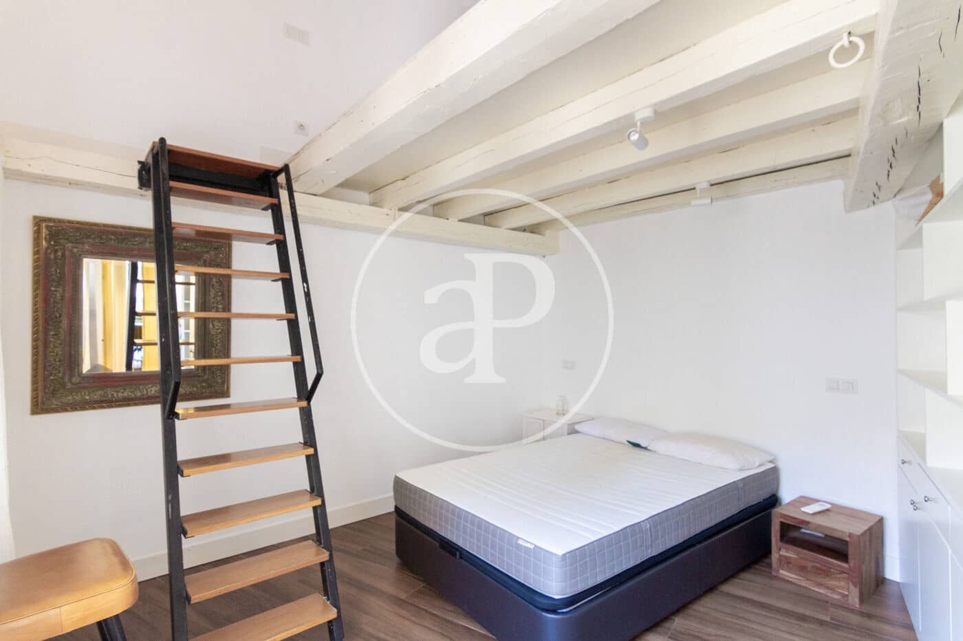 2 soverom Leilighet til leie i Madrid by - € 3 000 (Ref: 9062643)
