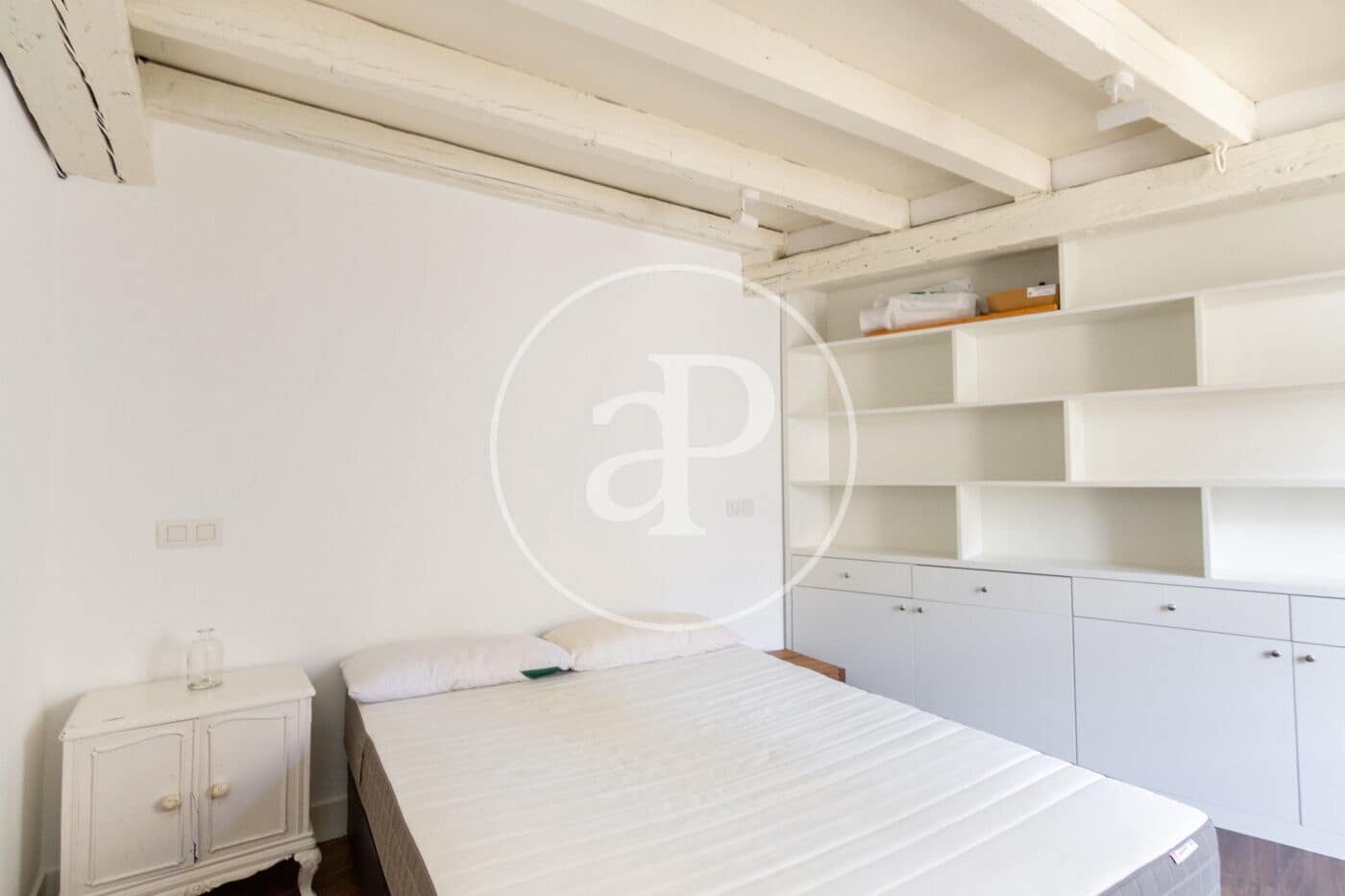 2 soverom Leilighet til leie i Madrid by - € 3 000 (Ref: 9062643)