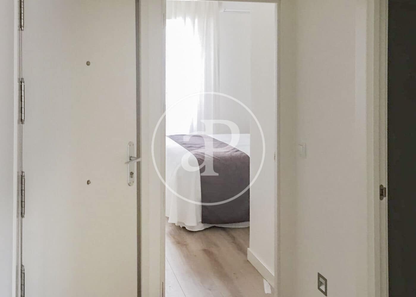 1 quarto Apartamento para arrendar em Madrid cidade - 2 000 € (Ref: 9062645)