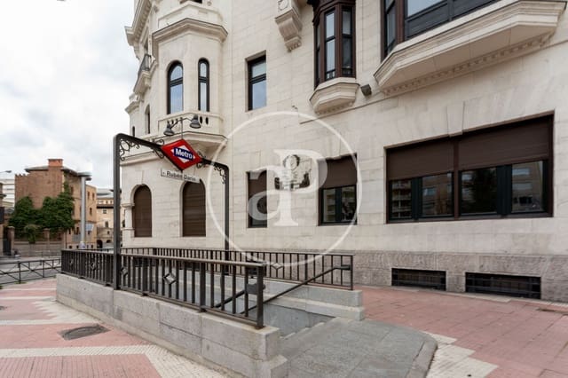 1 quarto Apartamento para arrendar em Almagro, Madrid cidade - 2 000 € (Ref: 9062645)