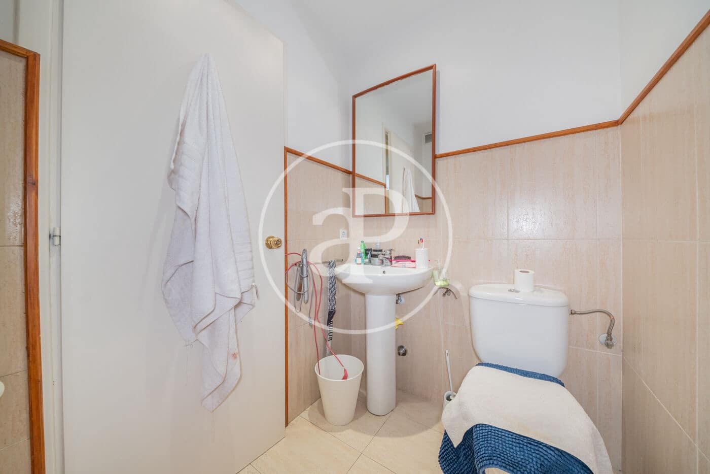 4 quarto Apartamento para arrendar em Madrid cidade - 3 500 € (Ref: 9065479)