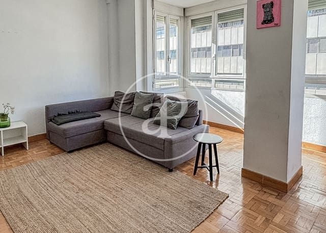 4 soverom Leilighet til leie i Castellana, Madrid by - € 3 800 (Ref: 9065479)