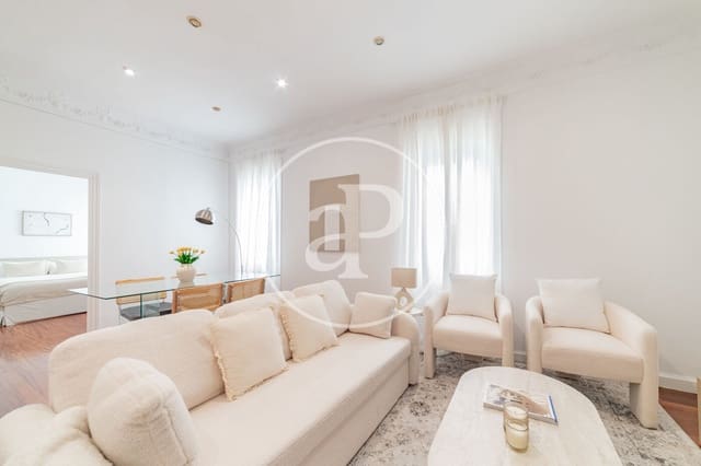 Apartamento de 2 habitaciones en Universidad, Madrid ciudad en alquiler - 3.900 € (Ref: 9069072)