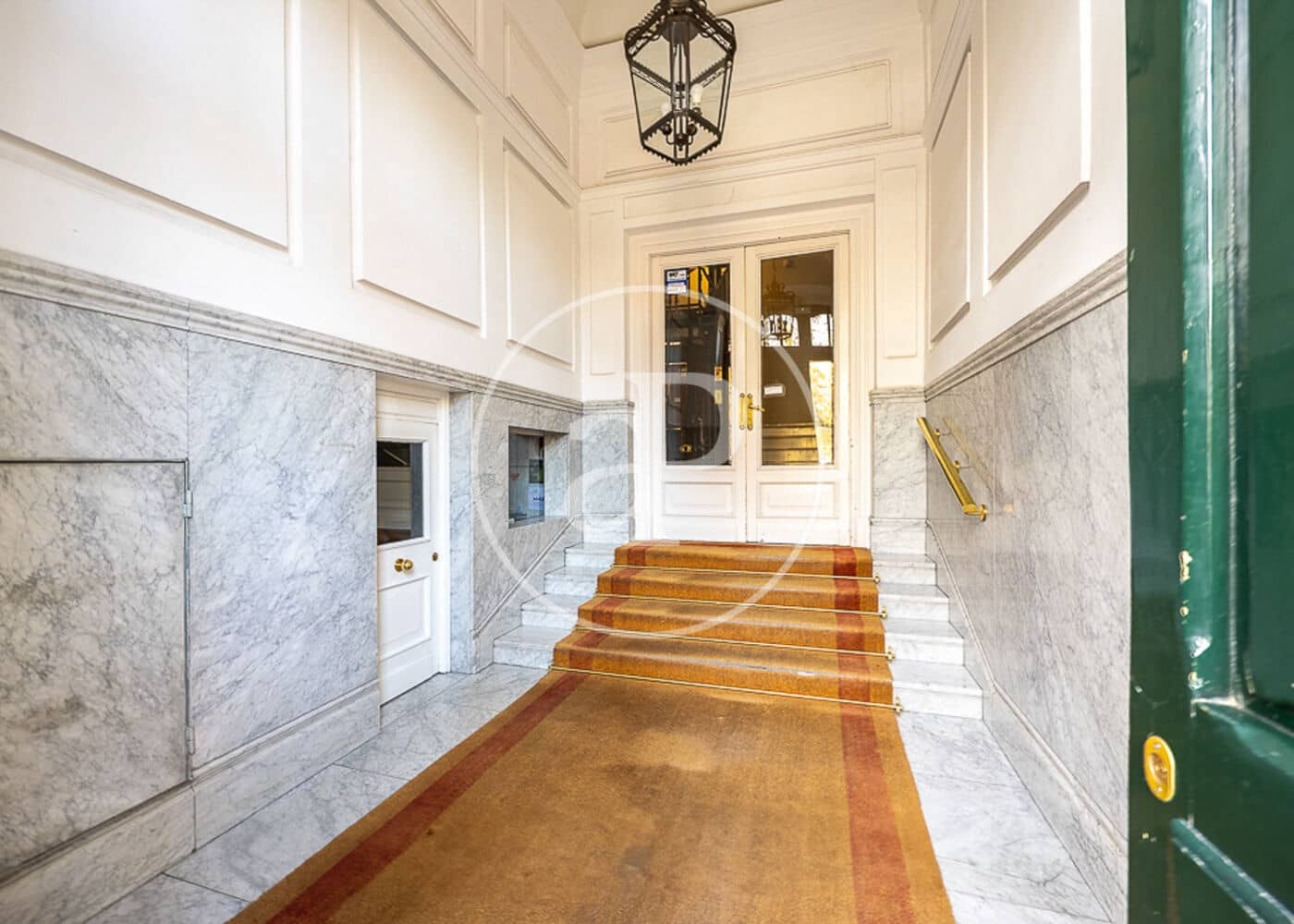 4 slaapkamer Appartement te huur in Madrid stad - € 18.500 (Ref: 9069074)