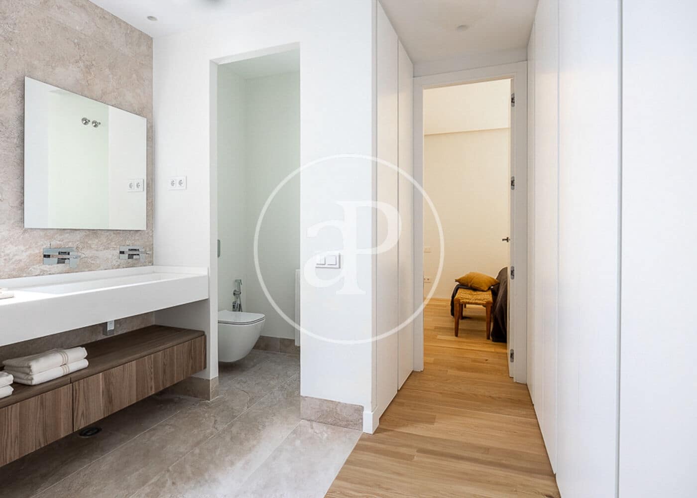 4 slaapkamer Appartement te huur in Madrid stad - € 18.500 (Ref: 9069074)