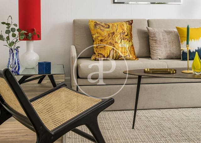 Apartamento de 2 habitaciones en Universidad, Madrid ciudad en alquiler - 2.850 € (Ref: 9069078)