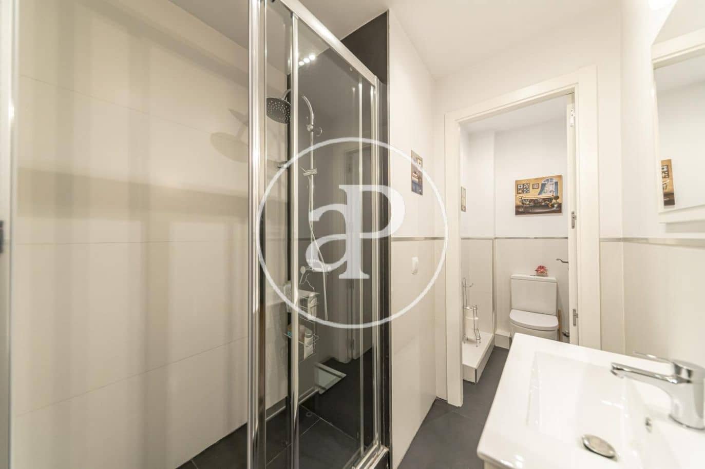2 bedroom Apartment for rent in Madrid city - € 2,000 (Ref: 9073637)