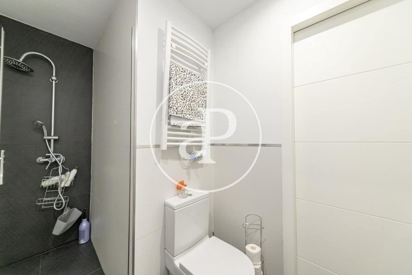 2 bedroom Apartment for rent in Madrid city - € 2,000 (Ref: 9073637)