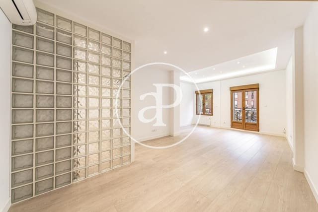 2 sovrum Lägenhet att hyra i Fuente del Berro, Madrid stad - 2 000 € (Ref: 9073637)