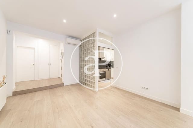 2 sovrum Lägenhet att hyra i Fuente del Berro, Madrid stad - 2 000 € (Ref: 9073637)