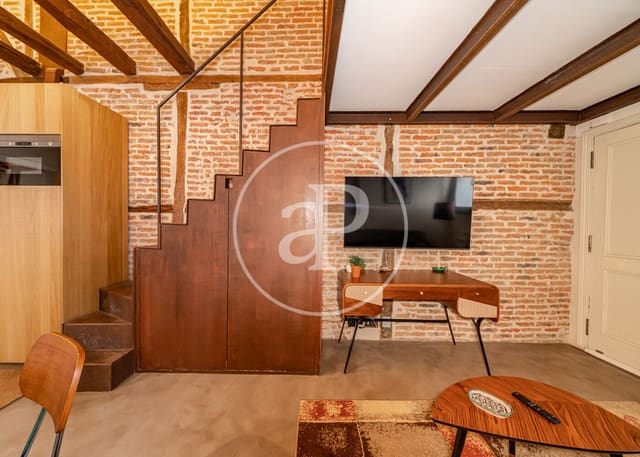 1 soveværelse Lejlighed til leje i Embajadores, Madrid by - € 1.700 (Ref: 9075089)