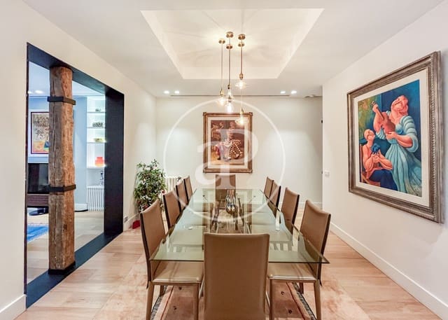 4 quarto Apartamento para arrendar em Justicia, Madrid cidade - 8 800 € (Ref: 9081795)