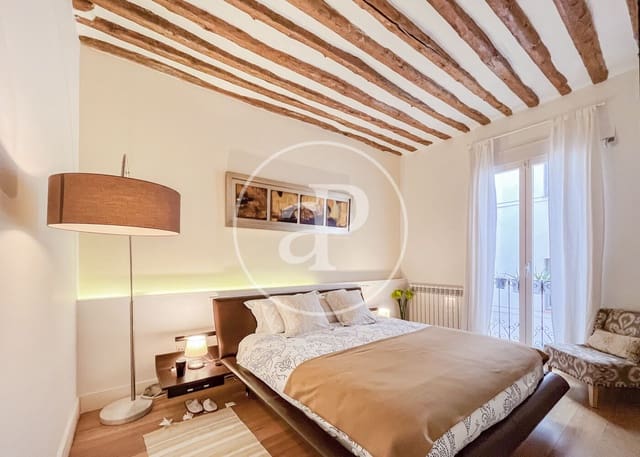 4 quarto Apartamento para arrendar em Justicia, Madrid cidade - 8 800 € (Ref: 9081795)