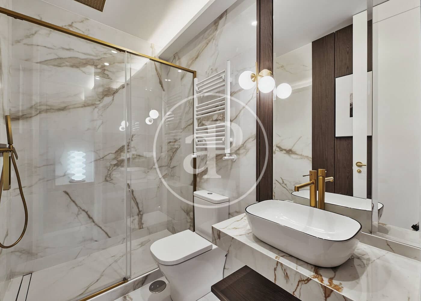 2 soveværelse Lejlighed til salg i Madrid by - € 1.699.000 (Ref: 9081799)