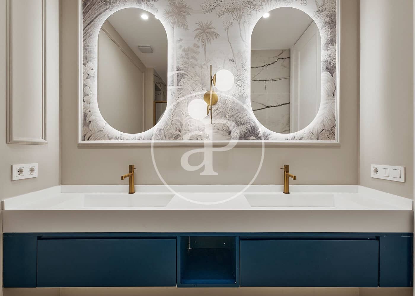 2 soveværelse Lejlighed til salg i Madrid by - € 1.699.000 (Ref: 9081799)