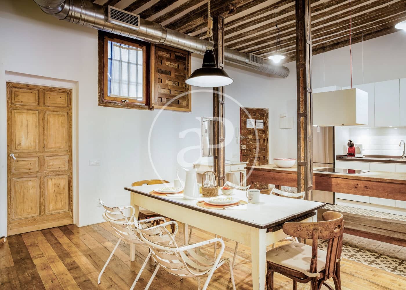 Appartement de 2 chambres à louer à Madrid ville - 2 800 € (Ref: 9081801)