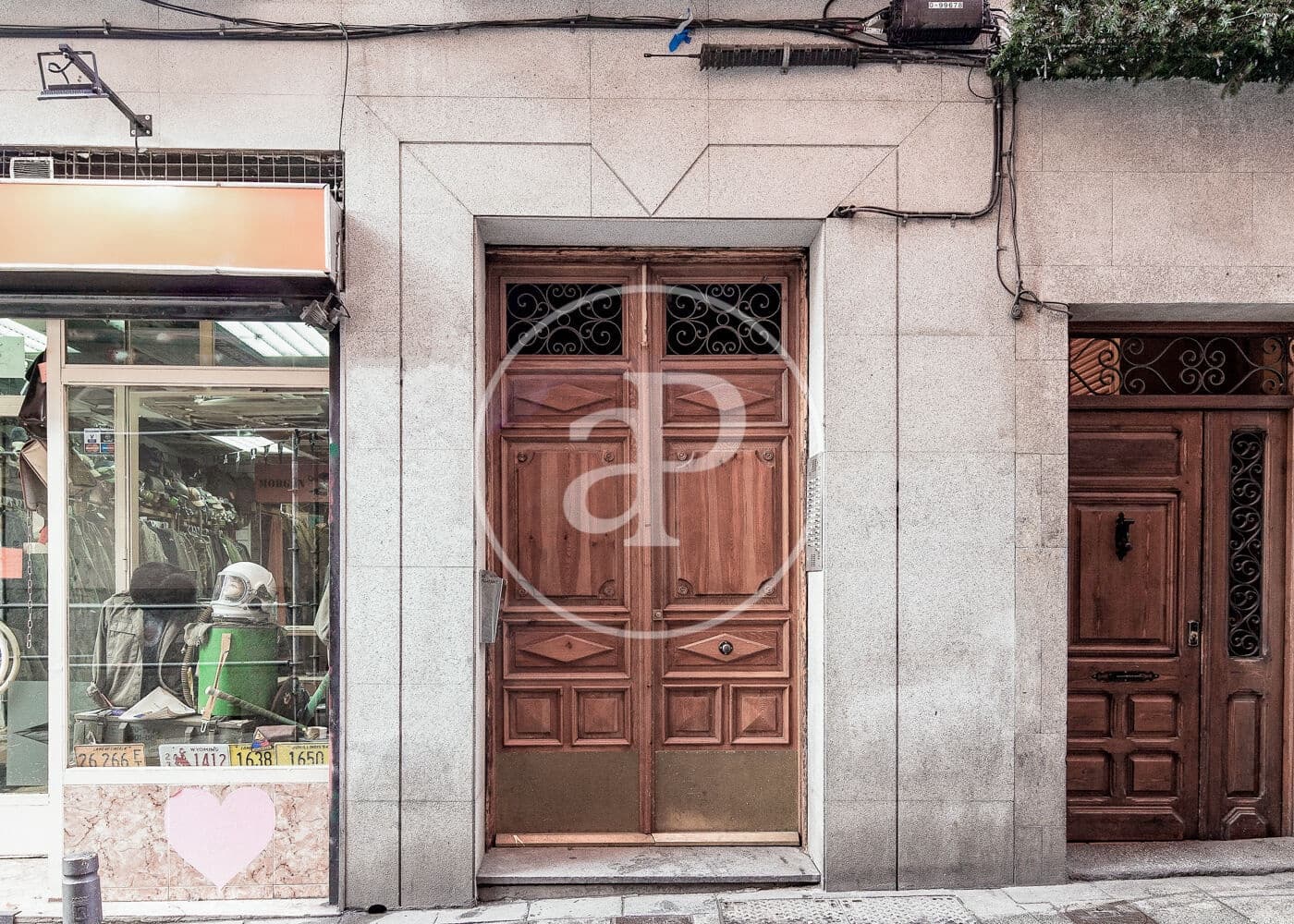 Appartement de 2 chambres à louer à Madrid ville - 2 800 € (Ref: 9081801)