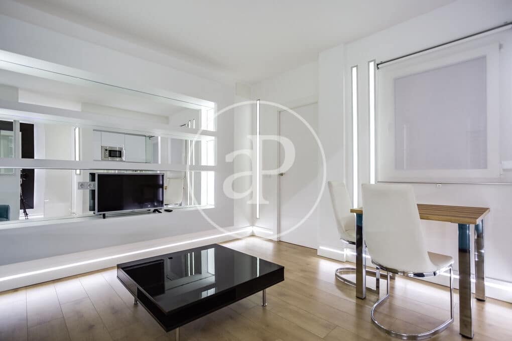 Apartamento de 1 habitación en Madrid ciudad en alquiler - 1.290 € (Ref: 9081805)