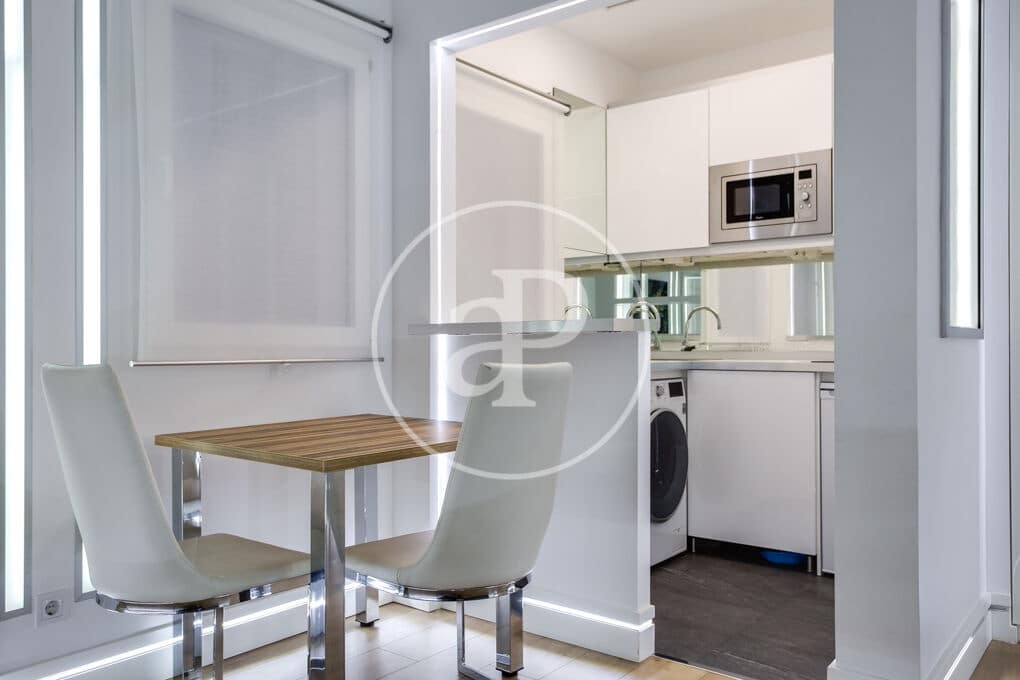 Apartamento de 1 habitación en Madrid ciudad en alquiler - 1.290 € (Ref: 9081805)