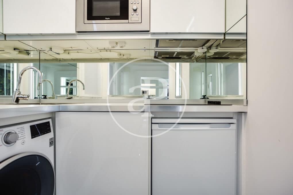 Apartamento de 1 habitación en Madrid ciudad en alquiler - 1.290 € (Ref: 9081805)