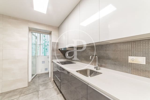 3 soveværelse Lejlighed til leje i Palos de Moguer, Madrid by - € 2.650 (Ref: 9085515)