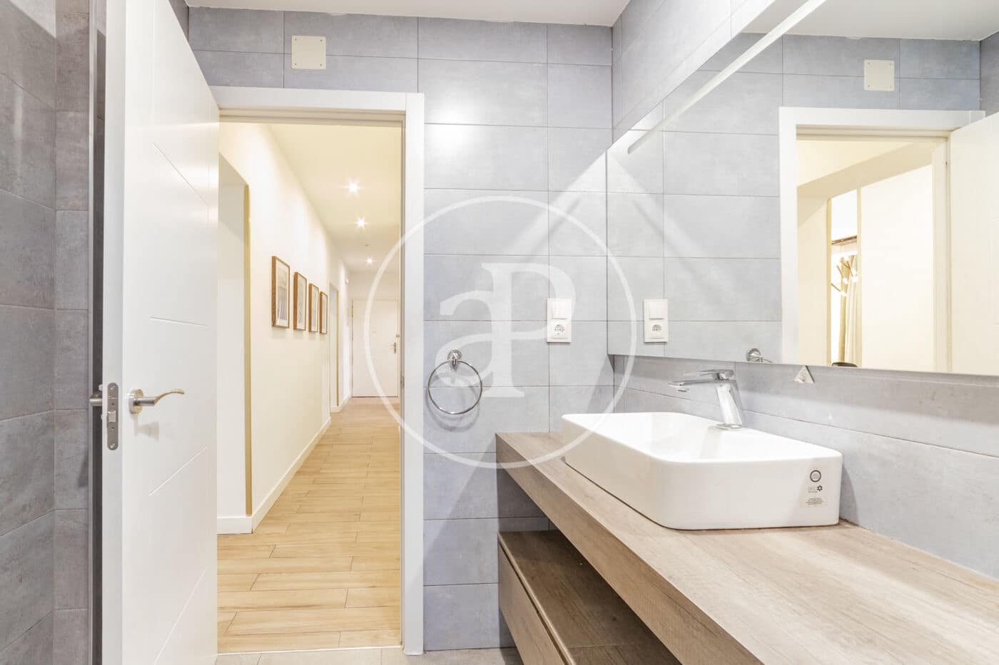 3 sovrum Lägenhet att hyra i Madrid stad - 2 650 € (Ref: 9085515)