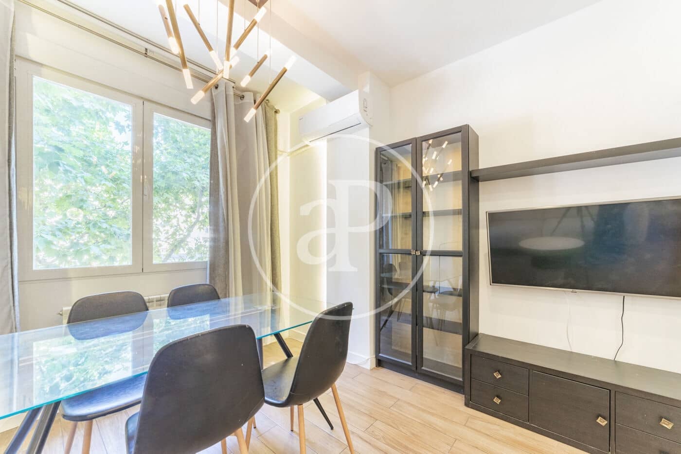 3 sovrum Lägenhet att hyra i Madrid stad - 2 650 € (Ref: 9085515)