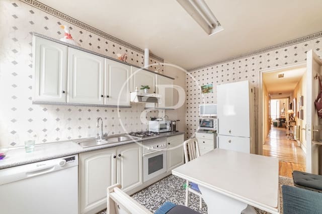 4 Zimmer Apartment zu verkaufen in Palacio, Madrid Stadt - 1.395.000 € (Ref: 9091856)