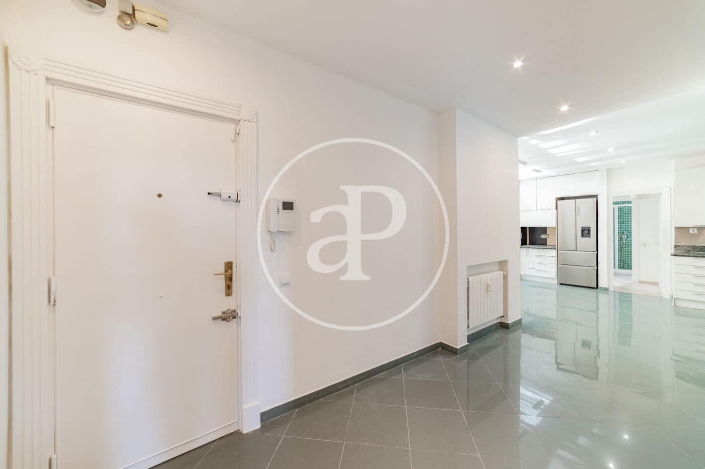 5 bedroom Apartment for rent in Madrid city - € 5,500 (Ref: 9091858)