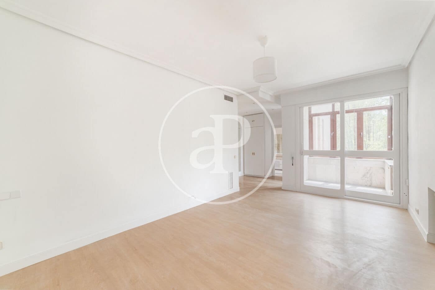 5 bedroom Apartment for rent in Madrid city - € 5,500 (Ref: 9091858)