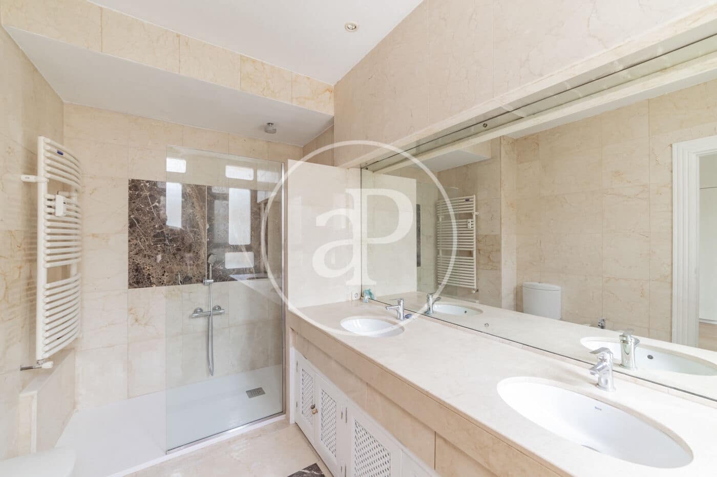 5 bedroom Apartment for rent in Madrid city - € 5,500 (Ref: 9091858)