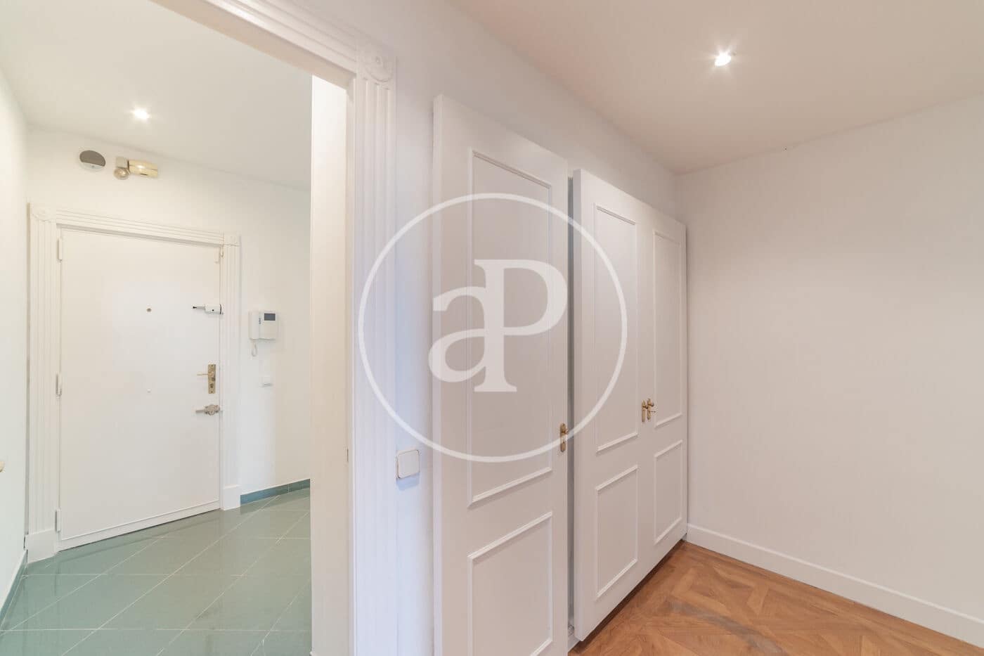 5 bedroom Apartment for rent in Madrid city - € 5,500 (Ref: 9091858)